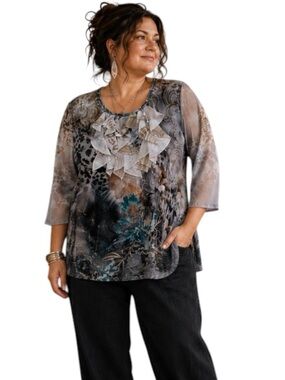 CJ Banks Velvet Top Ruffle Neck Size 1X Mesh Sleeves Fairy Eclectic Artsy Unique